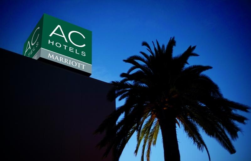 AC HOTEL IBERIA LAS PALMAS BY MARRIOTT imagine 1