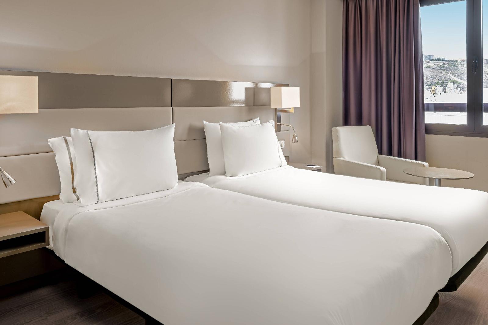 AC HOTEL IBERIA LAS PALMAS BY MARRIOTT imagine 18