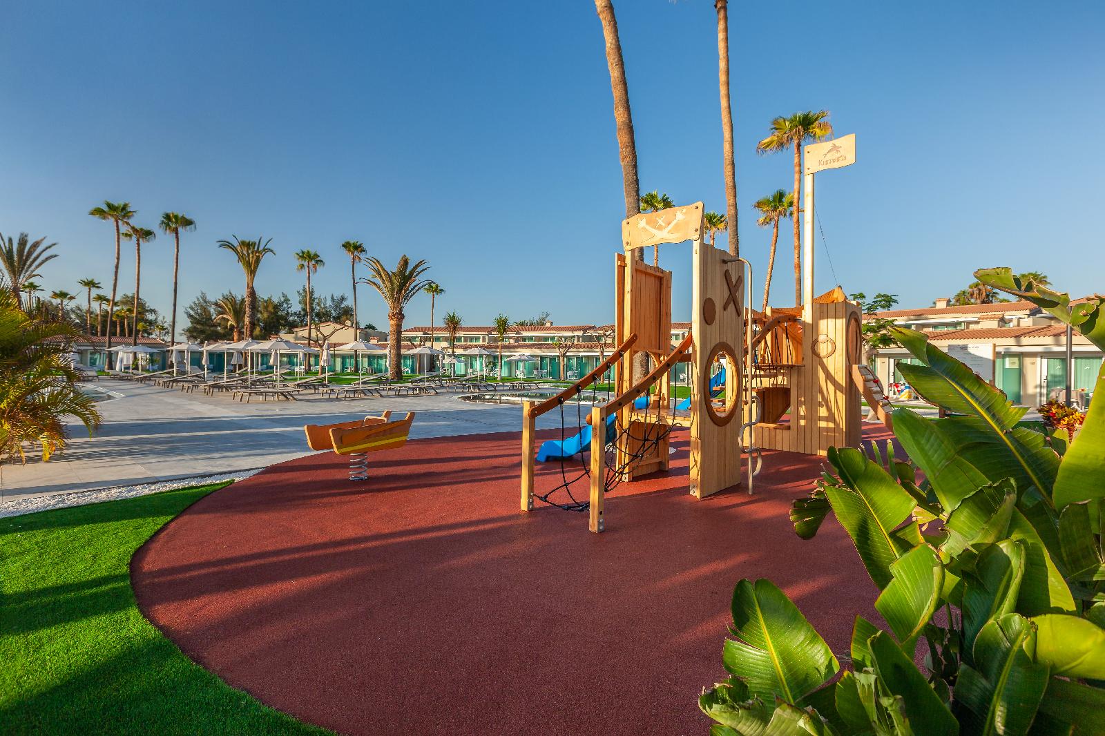 KUMARA SERENOA BY LOPESAN HOTELS