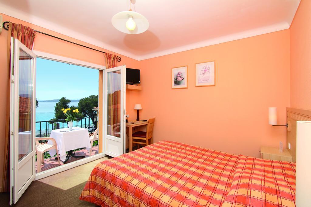 Logis Hotel Le Provencal - Alojamientos en LES ISSAMBRES