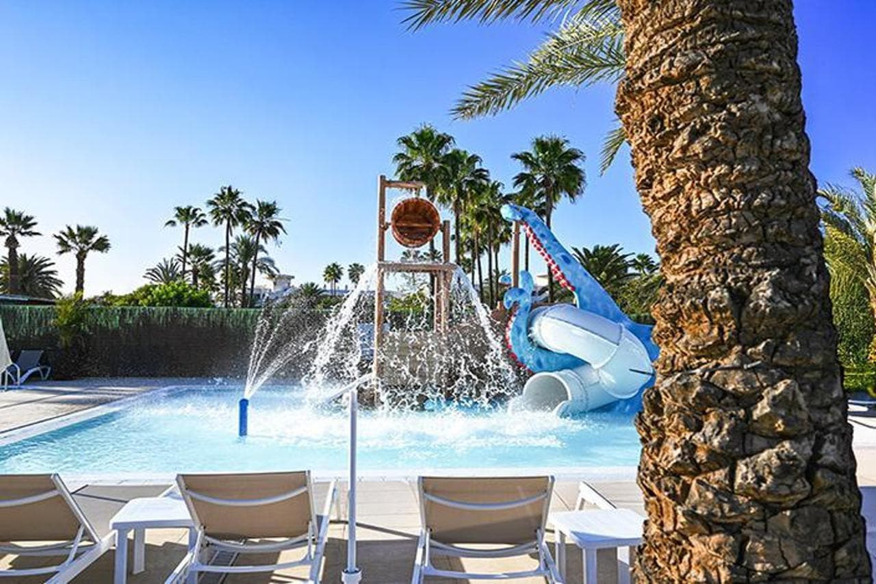dal travel HL MIRAFLOR SUITES