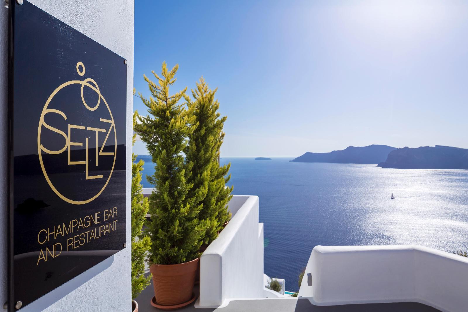 Katikies Santorini - The Leading Hotels Of The World