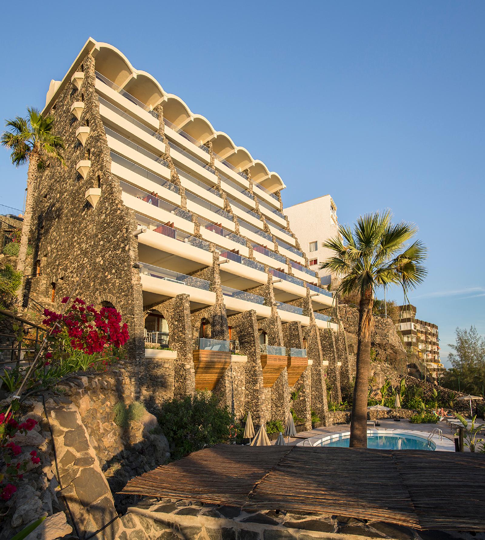 APARTAMENTOS BUGANVILLA - ADULTS ONLY