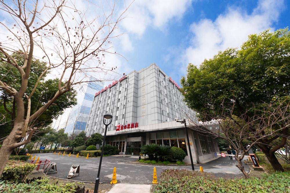 Ibis Suzhou Sip