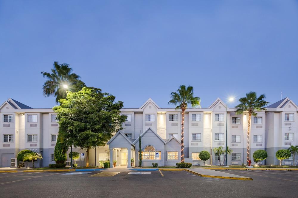 Microtel Inn and Suites By Wyndham Culiacan