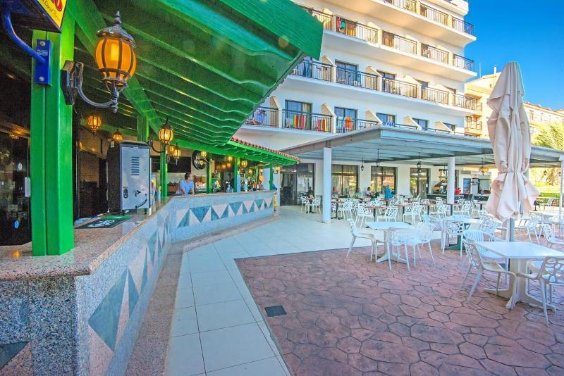 Hotel Tsokkos Garden
