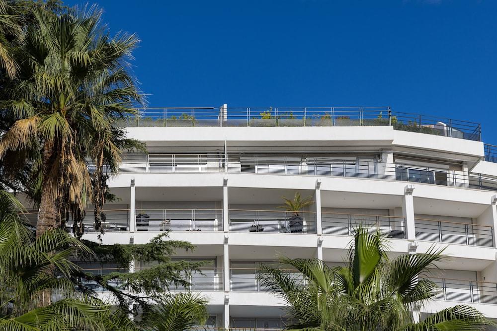 Staybridge Suites Cannes Centre, An Ihg Hotel