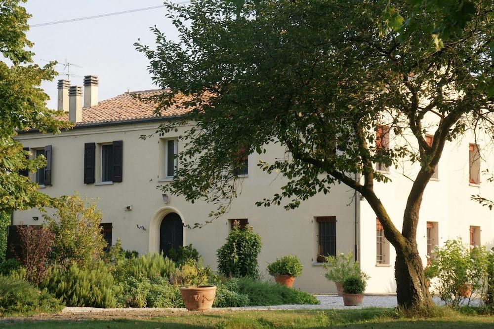 Alla Cedrara Agriturismo