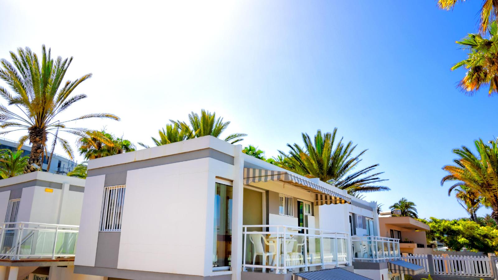dal travel APARTAMENTOS LOS COCOTEROS