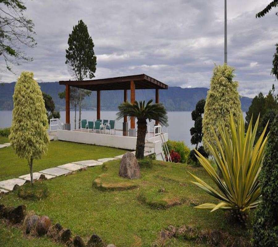 Patra Jasa Parapat Lake Resort