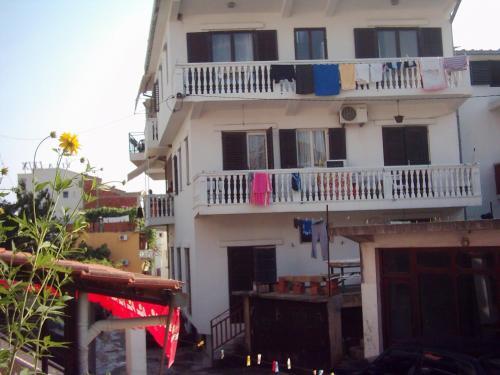 Accommodation Milla