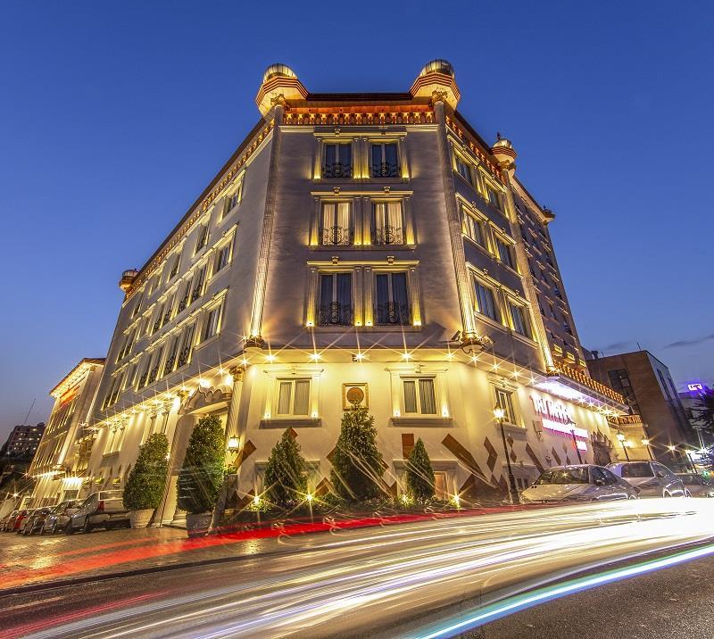 Tajmahal Hotel