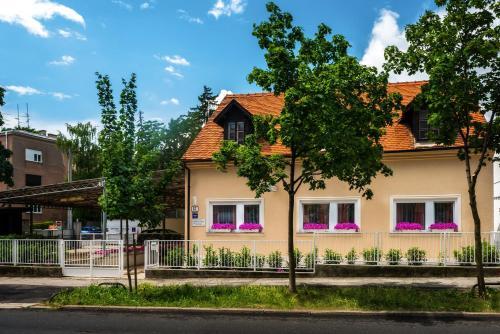 Rooms Lidija 17