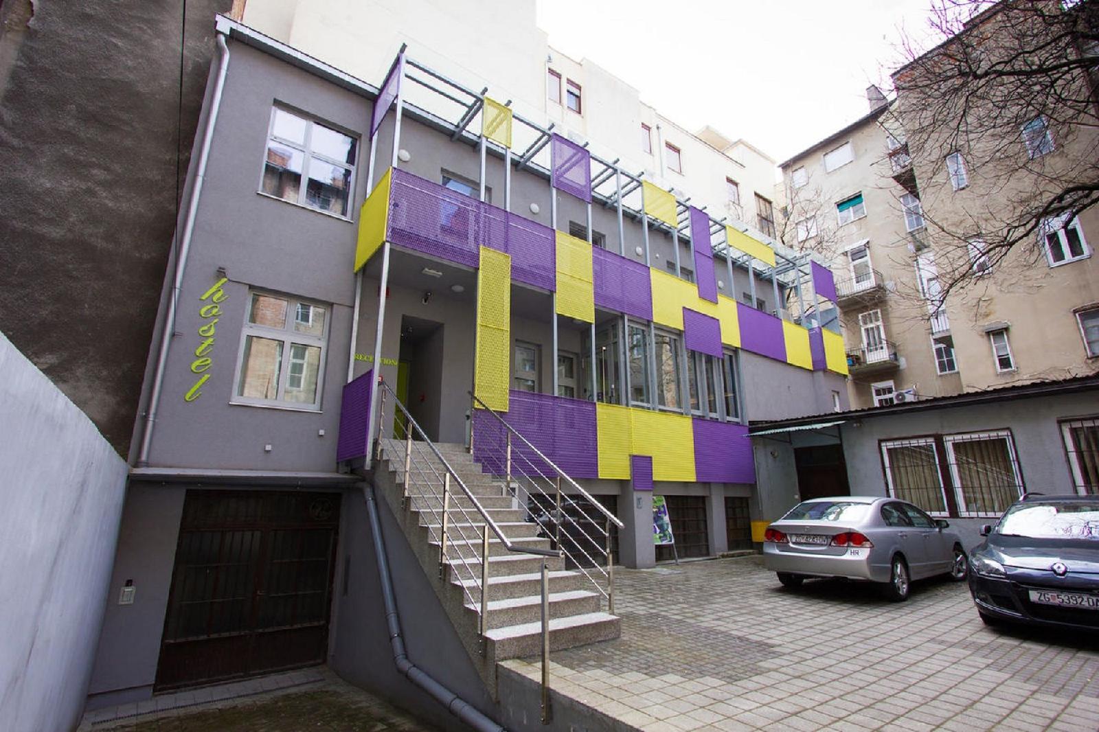 Chic Hostel