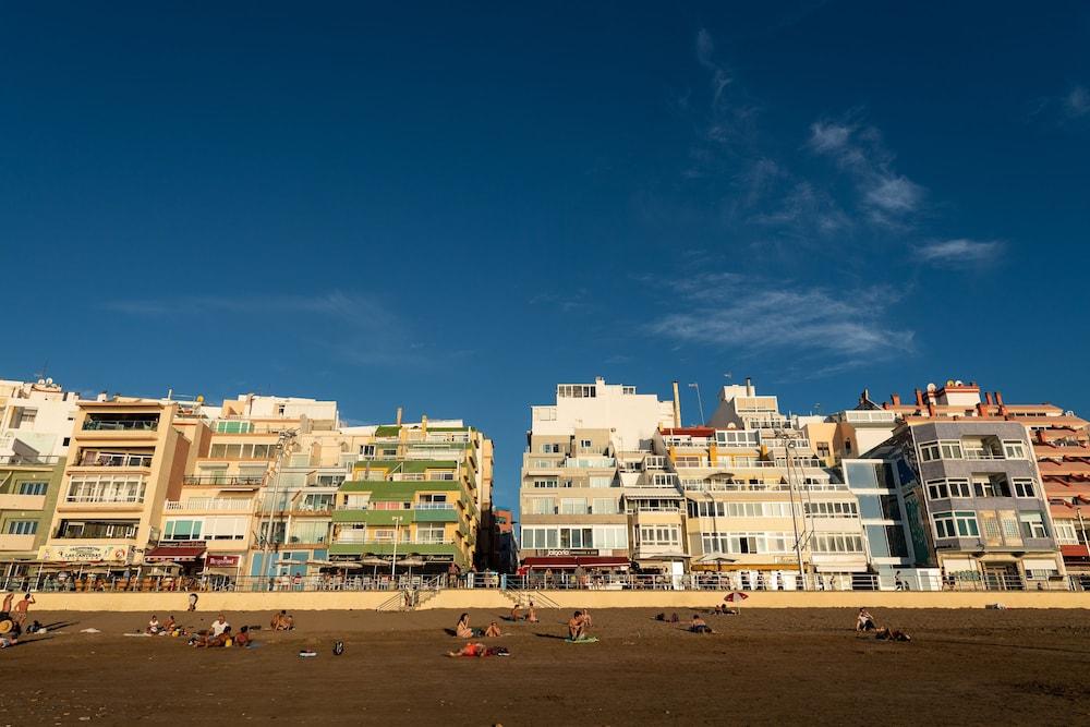 Front Line Suite Beach By Living Las Canteras