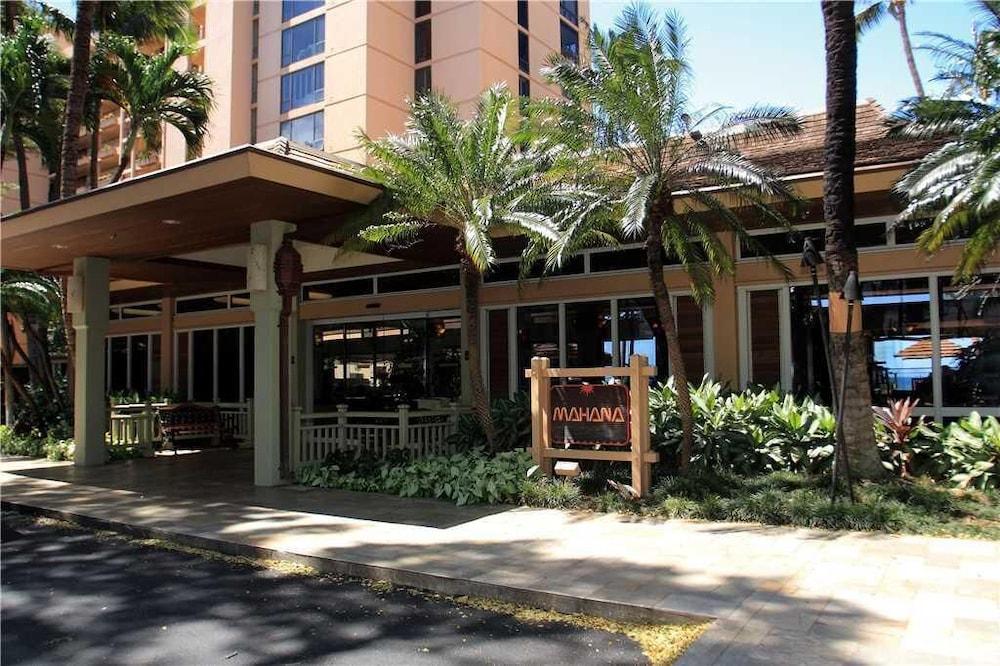 Mahana Resort #1204 1 Bedroom Condo By Redawning