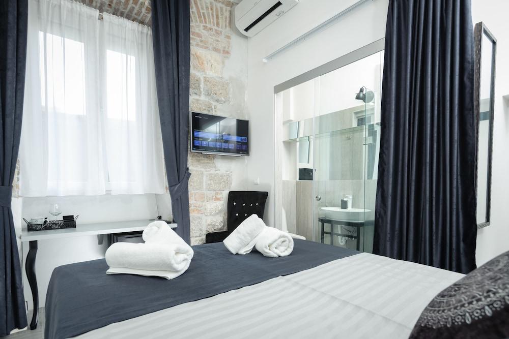 Avangarde Luxury Rooms