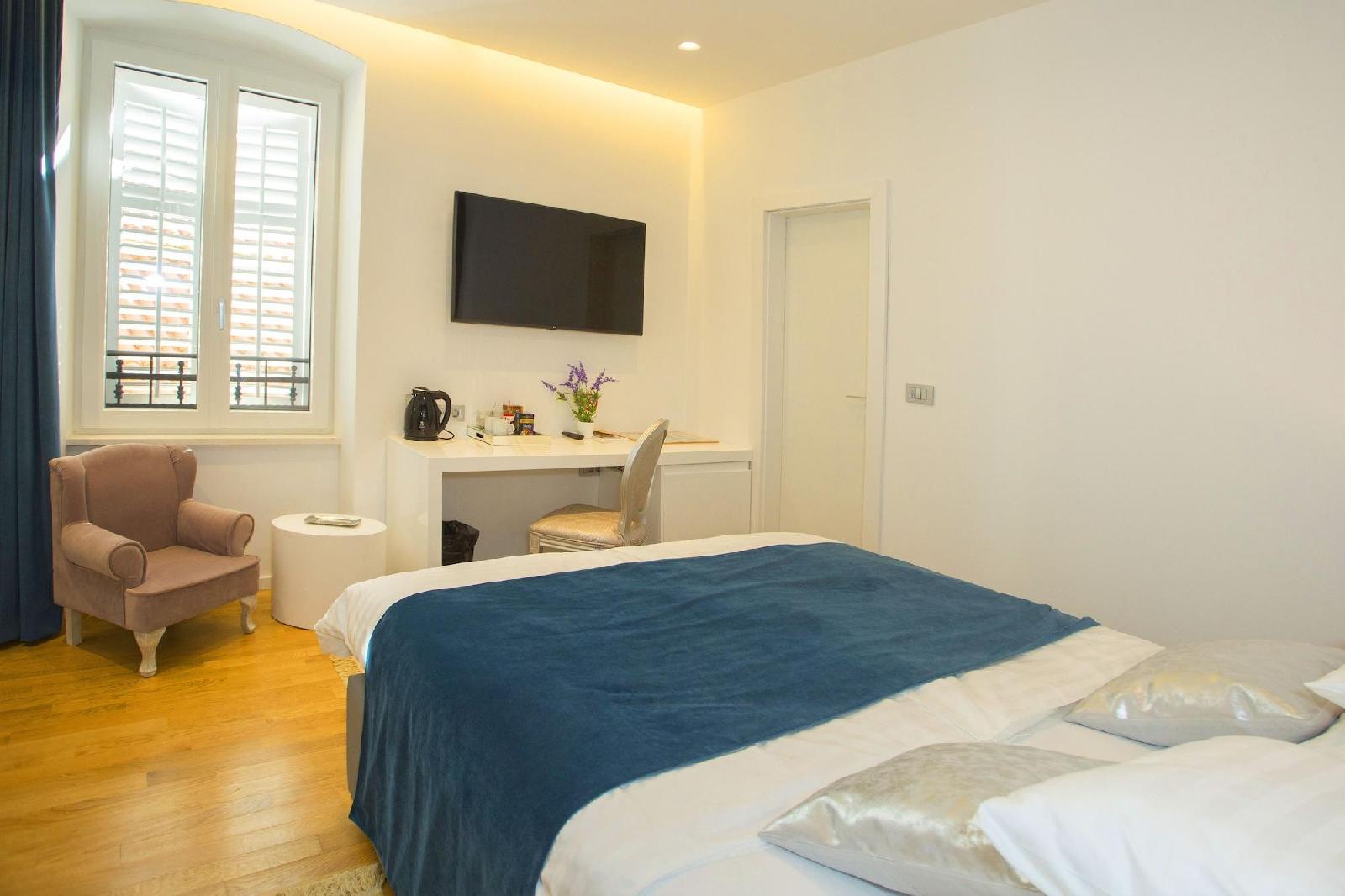 Luxury Rooms Paula
