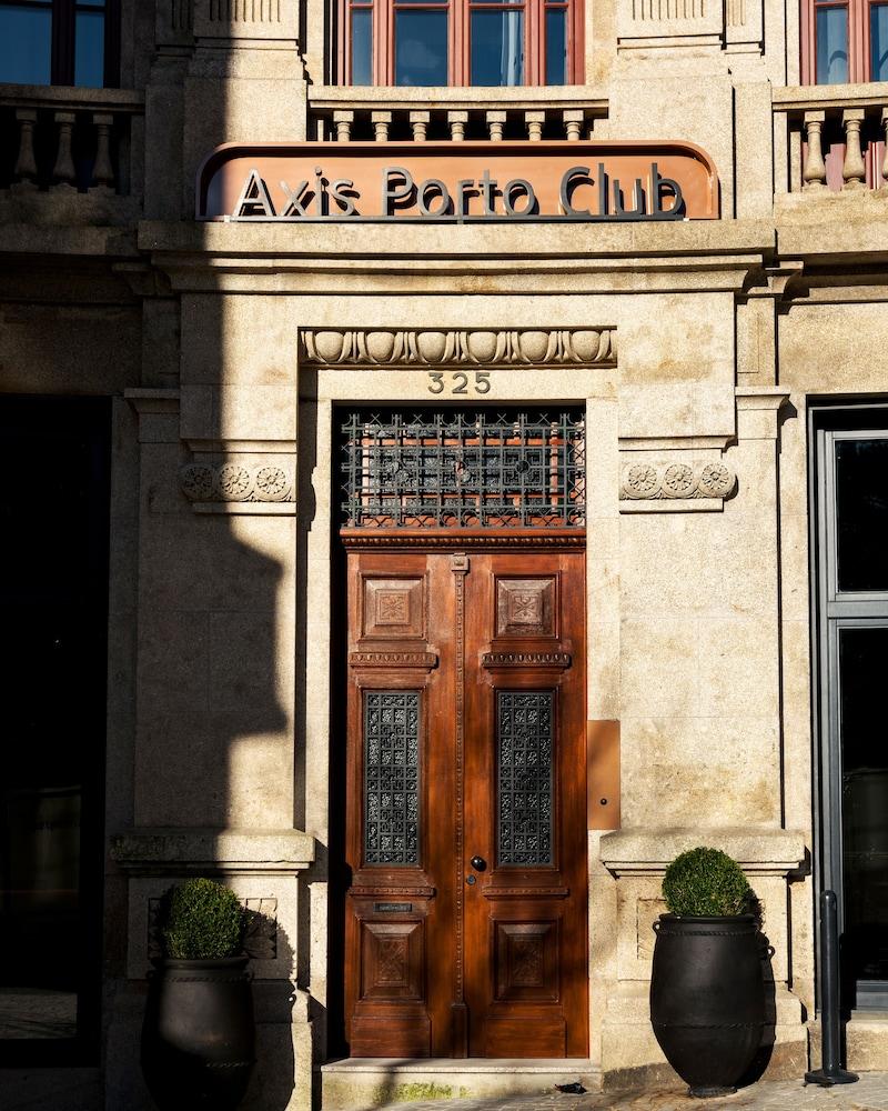 Axis Porto Club Hotel