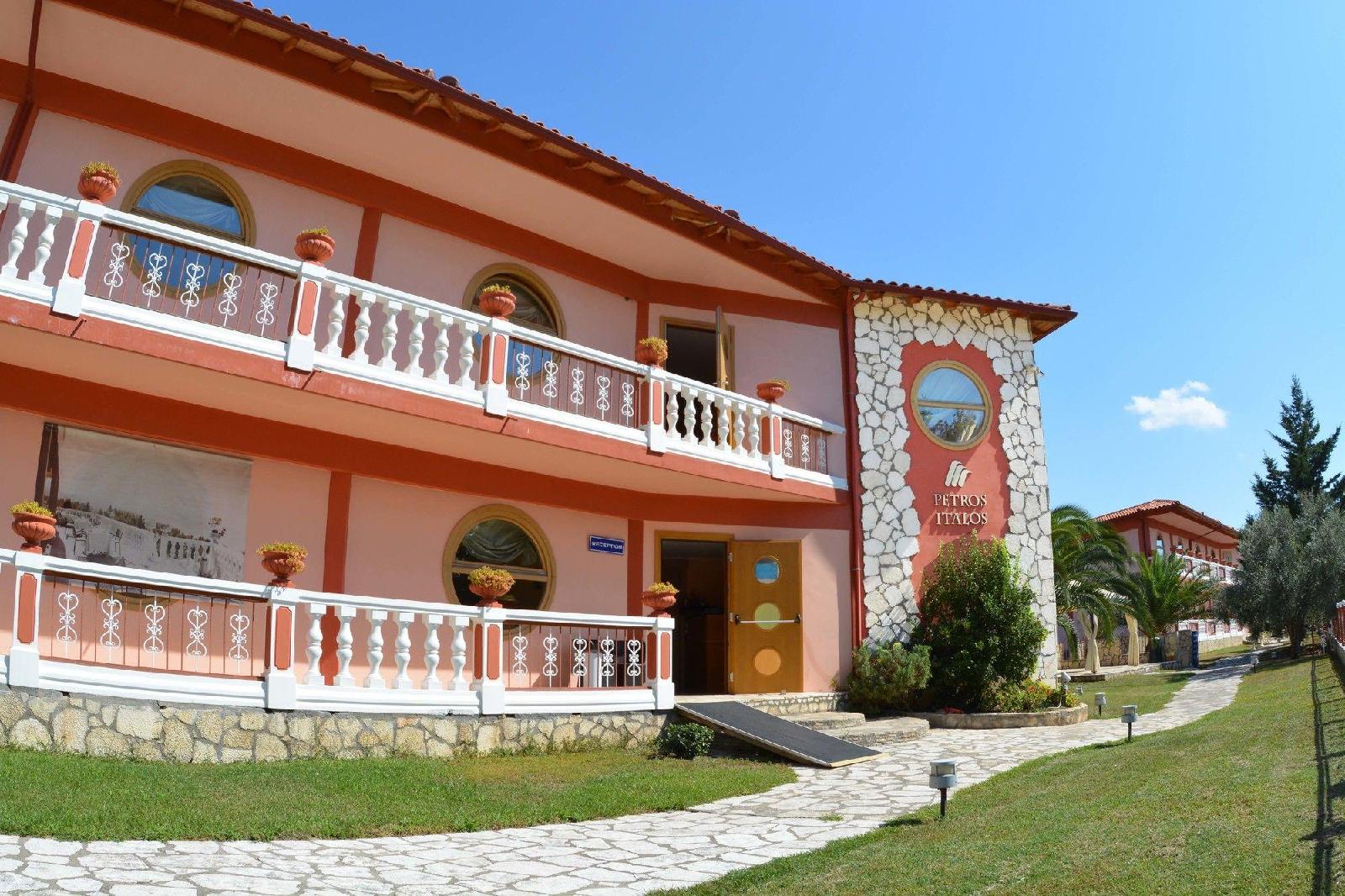 Petros Italos Bed & Breakfast