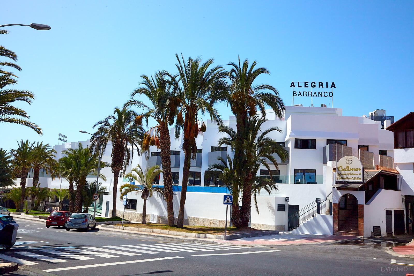 Barranco Chic! Apartments by Alegria