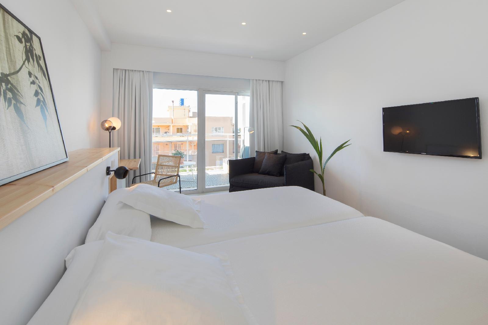 Hotel Hm Ayron Park