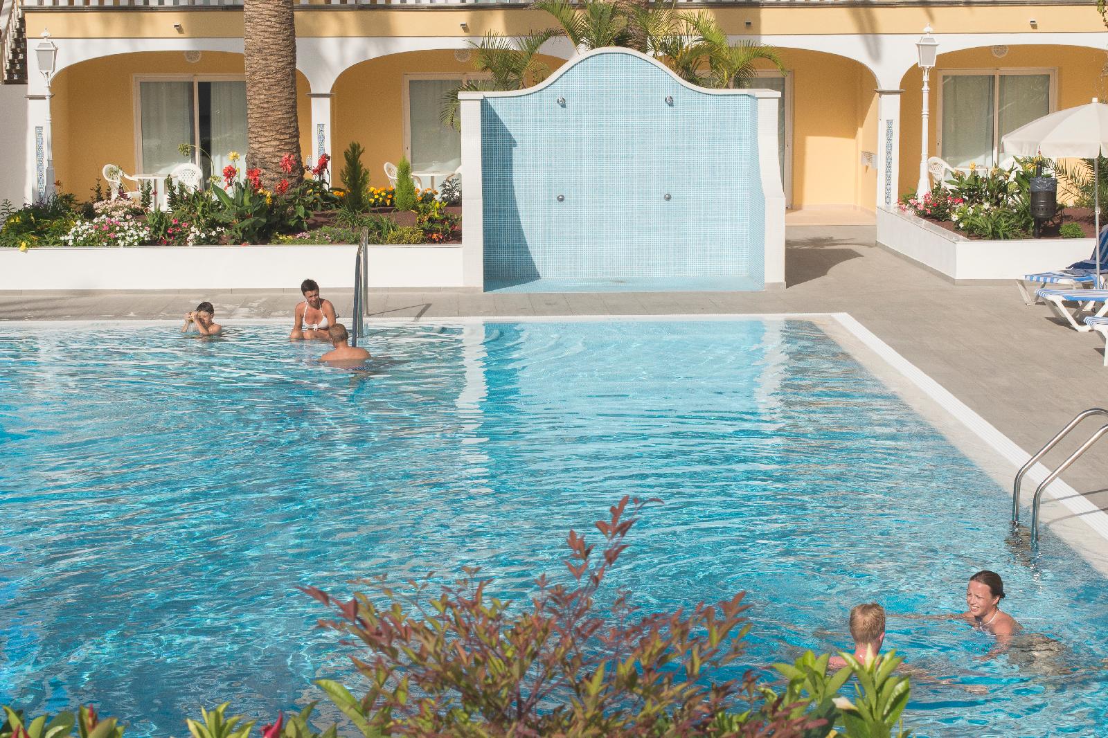 Rf Hotel San Borondon