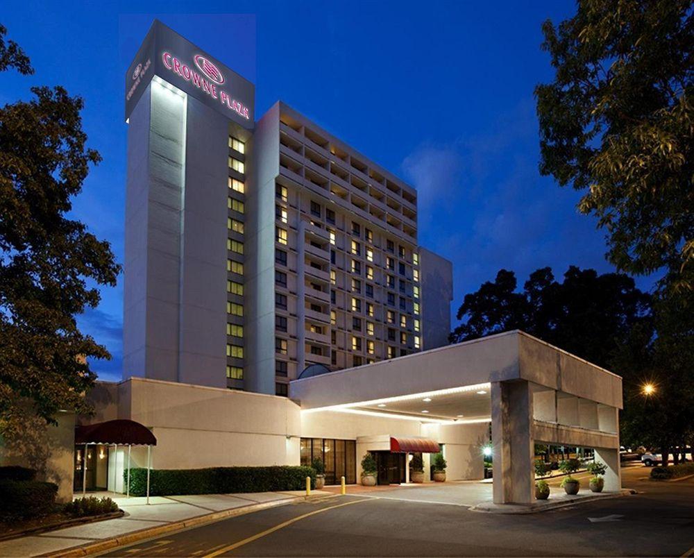 Sonesta Charlotte Executive Park 𝗕𝗢𝗢𝗞 Mecklenburg Hotel 𝘄𝗶𝘁𝗵 ₹𝟬 𝗣𝗔𝗬𝗠𝗘𝗡𝗧