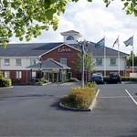 HOLIDAY INN EXP COVENTRY A45