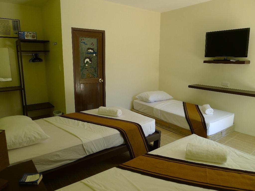 By The Bay Jacana Bed and Breakfast