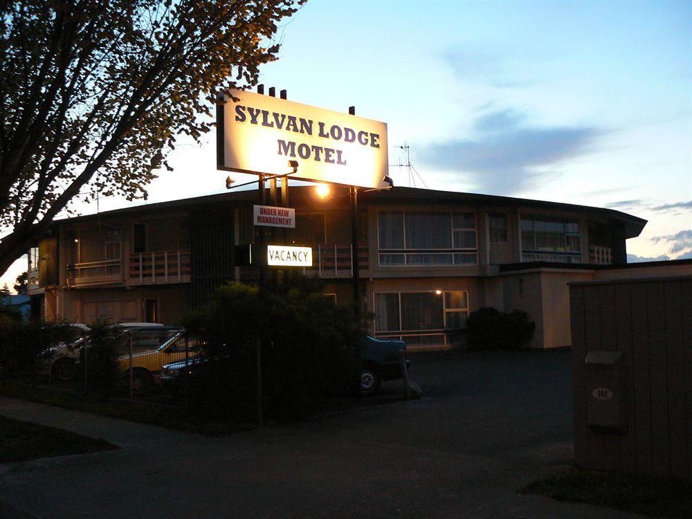 Sylvan Lodge Motel