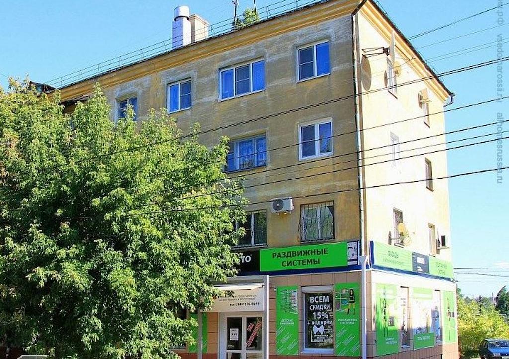 Apartment on Parkhomenko Street