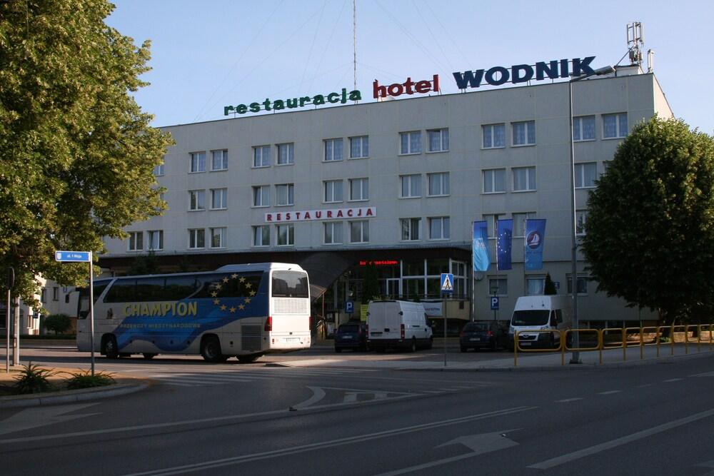 HOTEL WODNIK