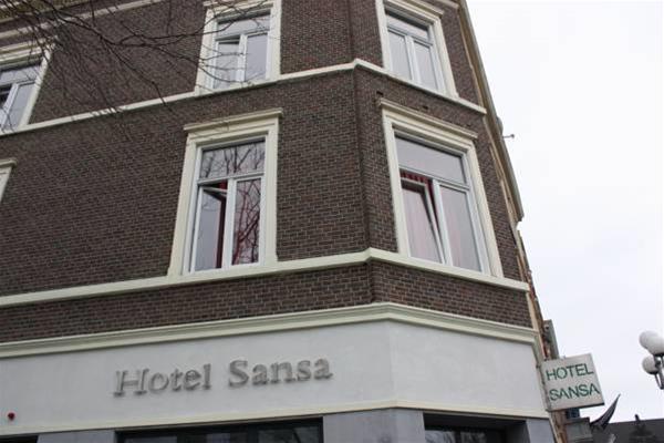 Hotel Sansa