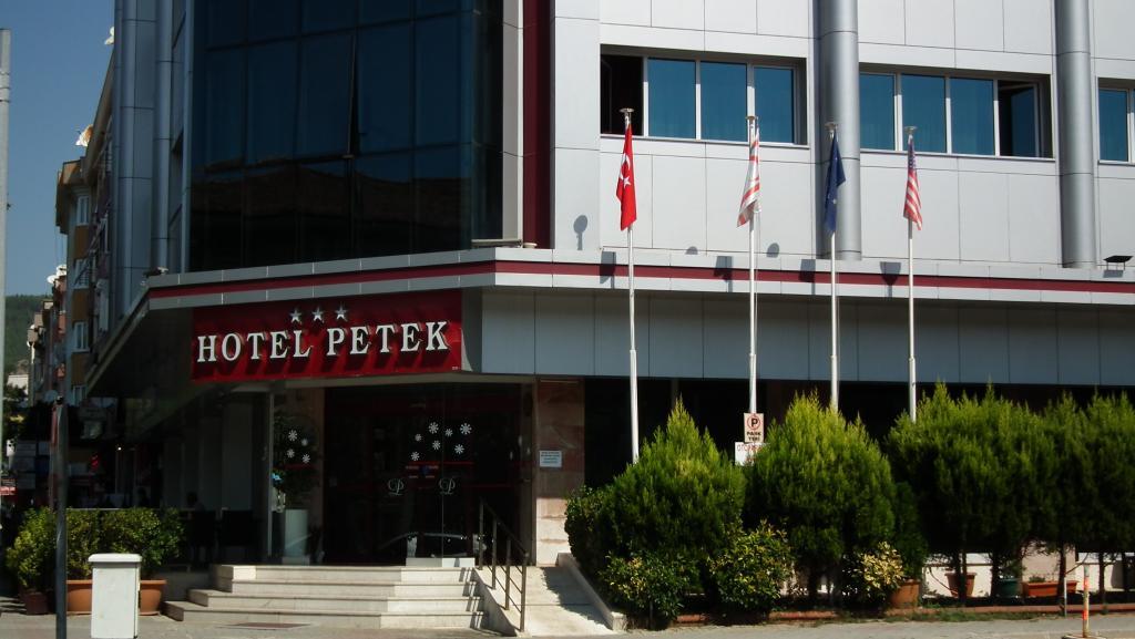 PETEK HOTEL