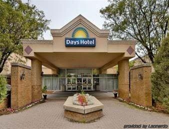 DAYS HOTEL&CONFERENCE CENTRE T