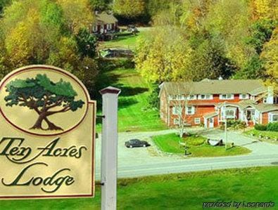 Ten Acres Lodge