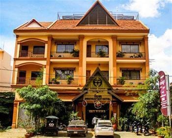 Siem Reap Bat Hotel