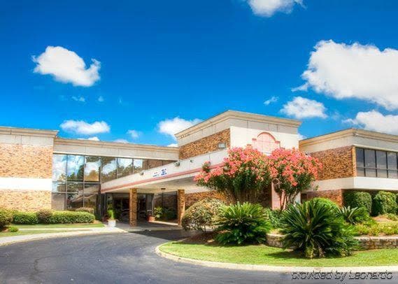 Econolodge Inn AND Suites