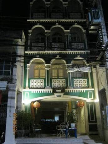 The Old Phuket Daily Apartment