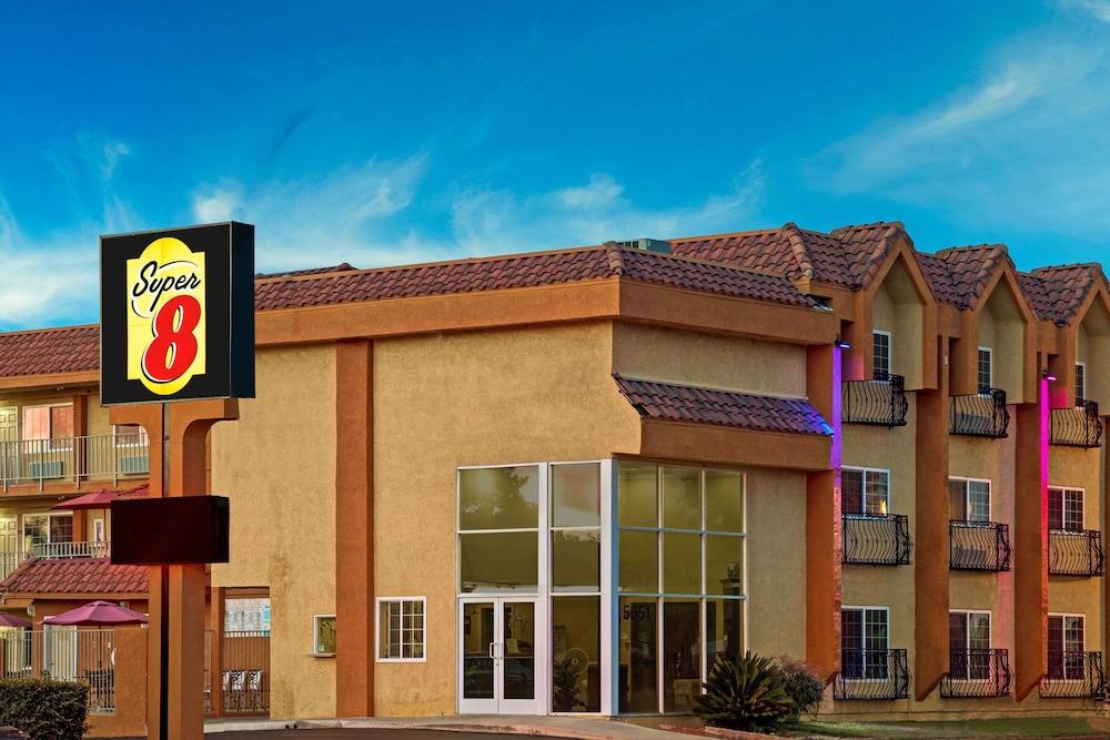 Quality Inn AND Suites Near Knotts Berry Farm