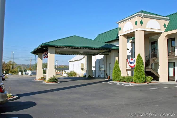 Guesthouse Inn & Suites Knoxville