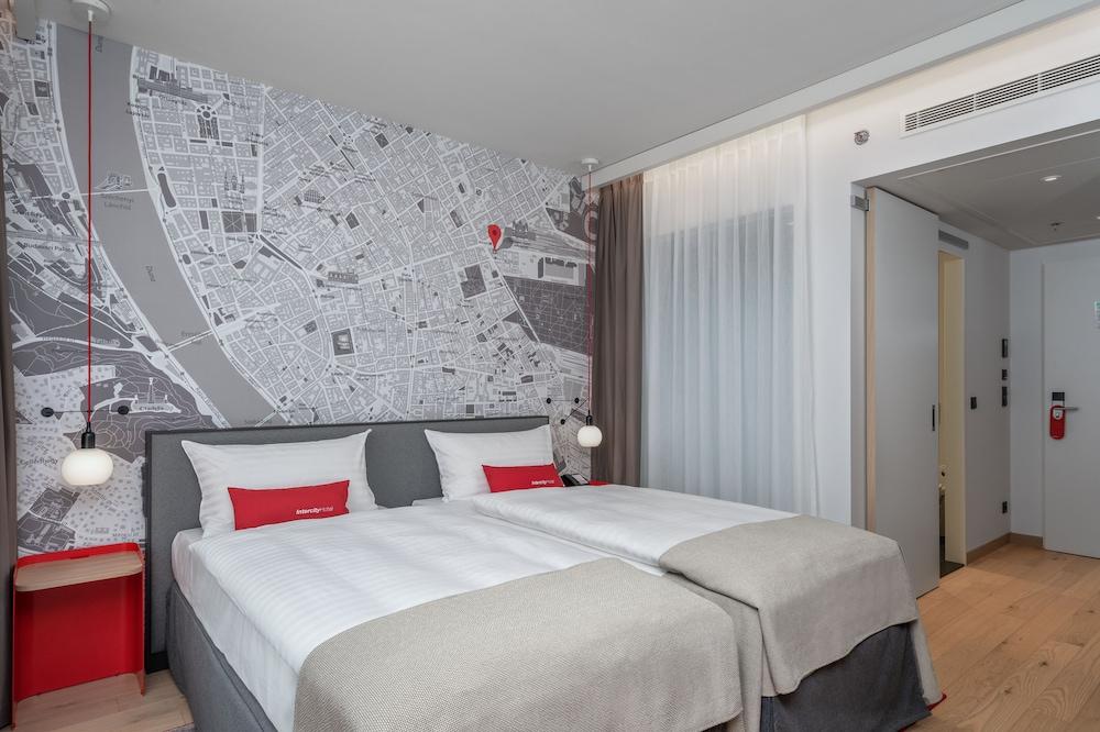 IntercityHotel Budapest, Budapest